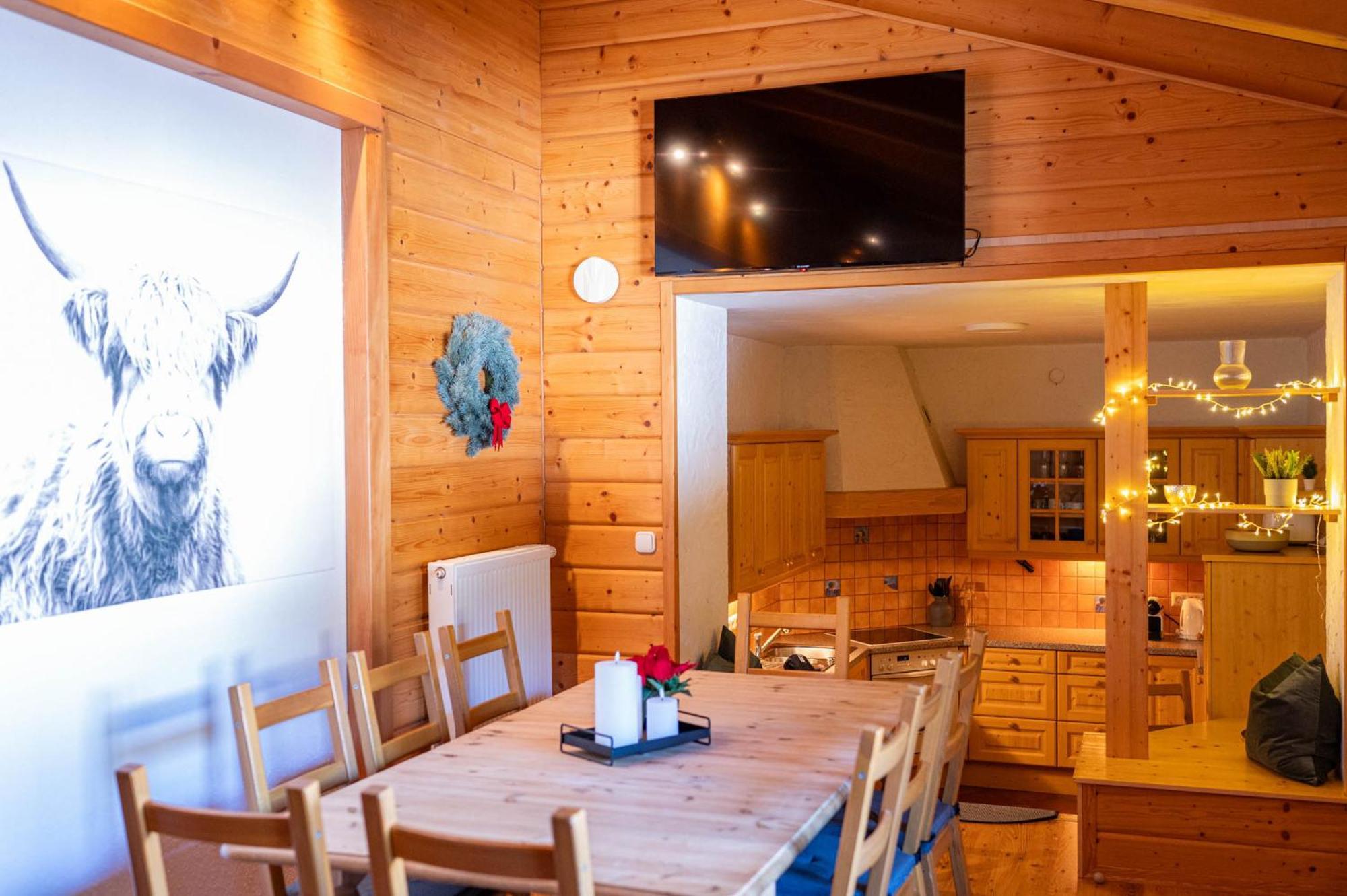 Edelweiss Lodge Lachtal I Ski & Mountain Vibes Room photo