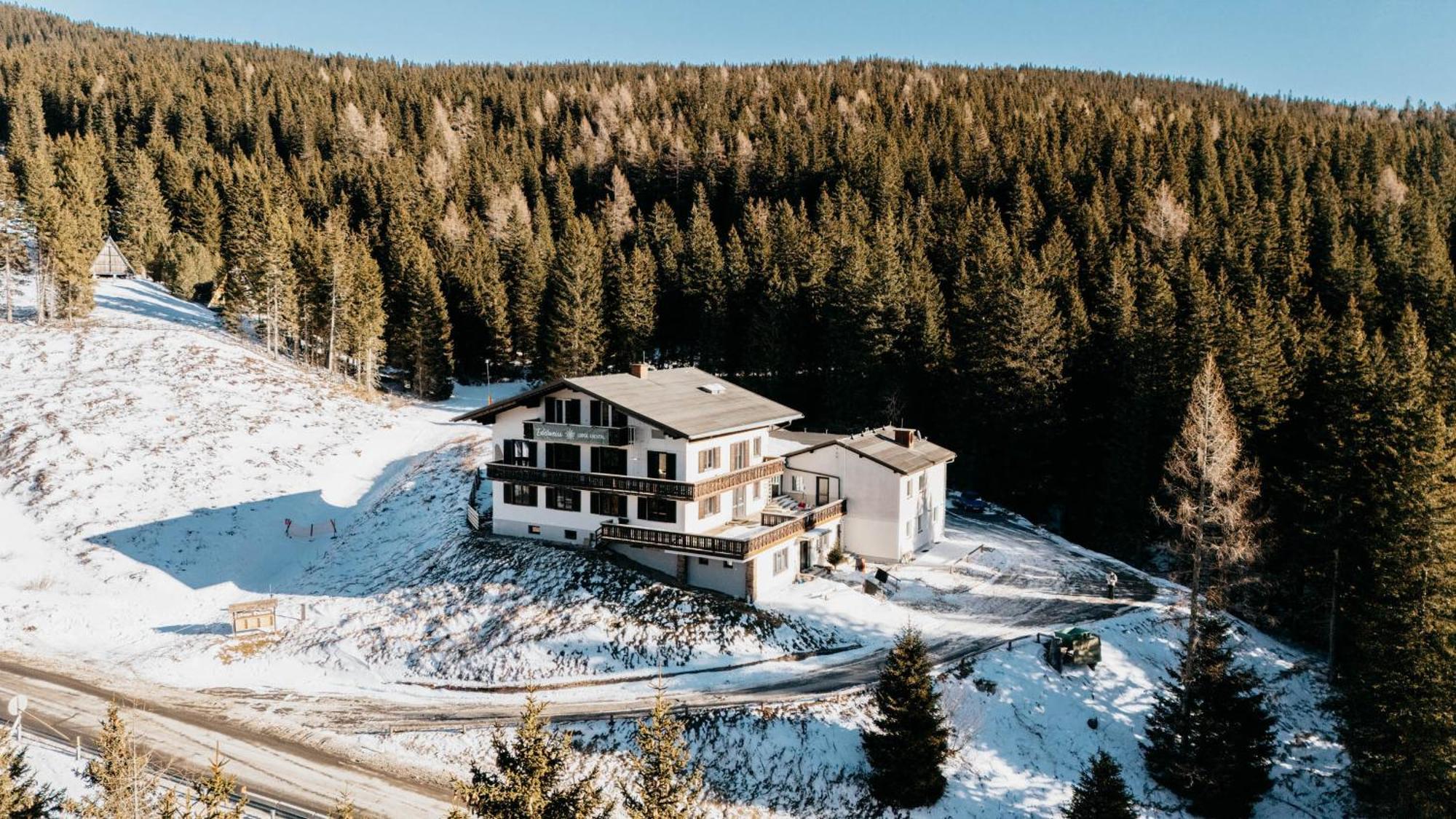 Edelweiss Lodge Lachtal I Ski & Mountain Vibes Exterior photo